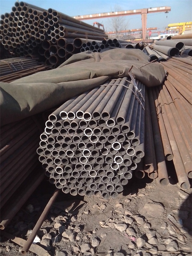 张家界小口径无缝钢管