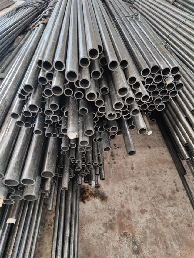 张家界精密光亮无缝钢管厂